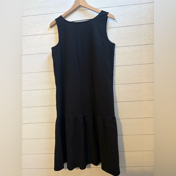 EILEEN Fisher Black Organic Cotton Seersucker Pucker Tiered Dress, Size Small - Picture 13 of 15